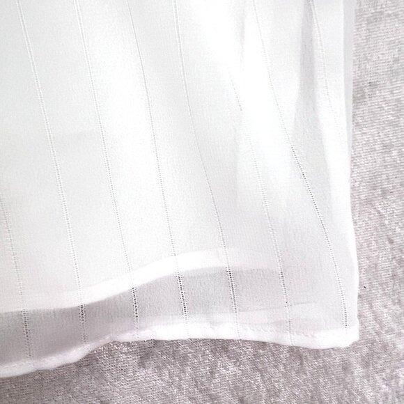 WAYF White Blouse Womens Size Large V-Neck Lace Trim Knotted Cropped Feminine - Picture 13 of 14